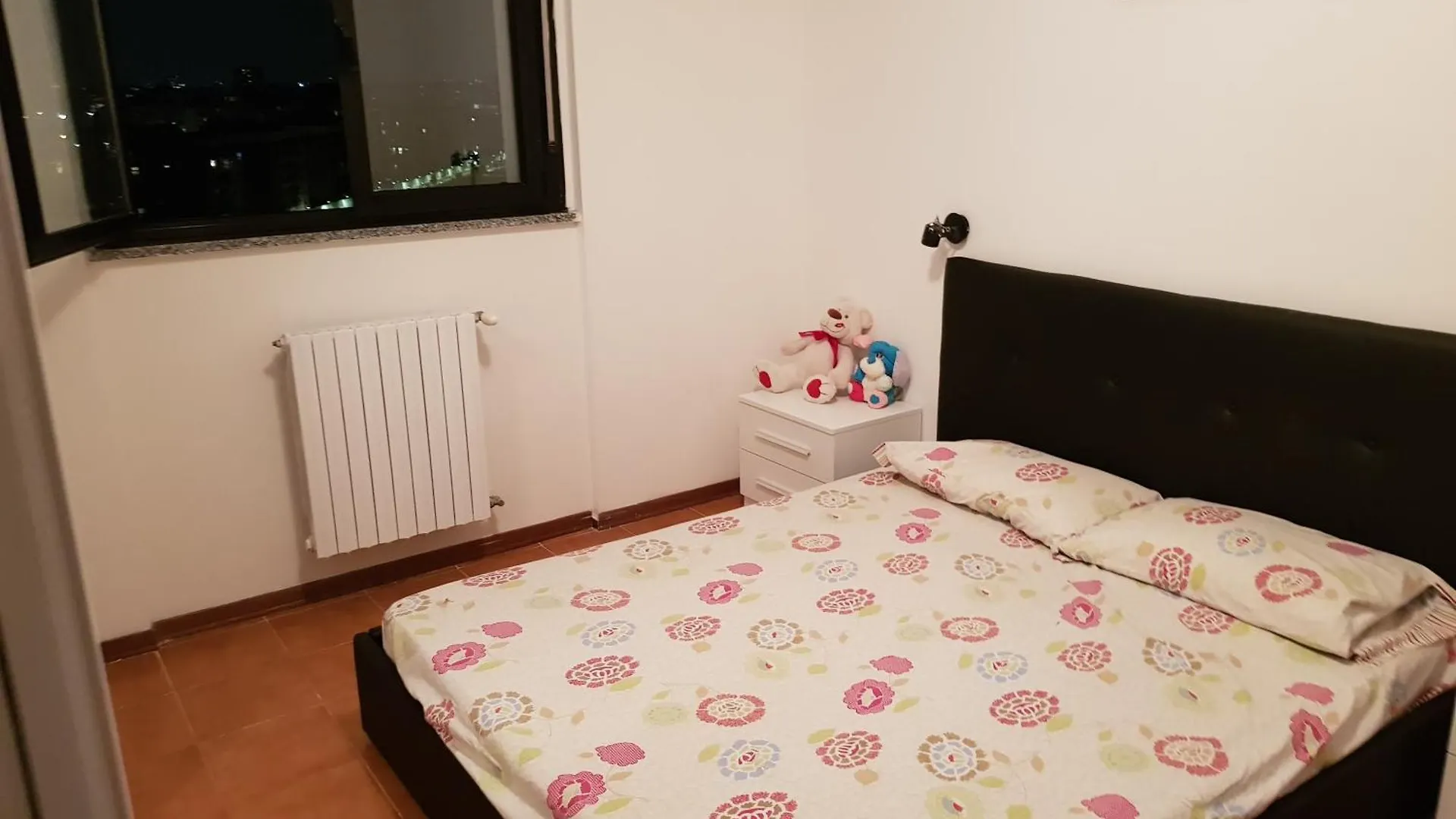 Milan White Tower Flat Bisceglie M1 Hotel